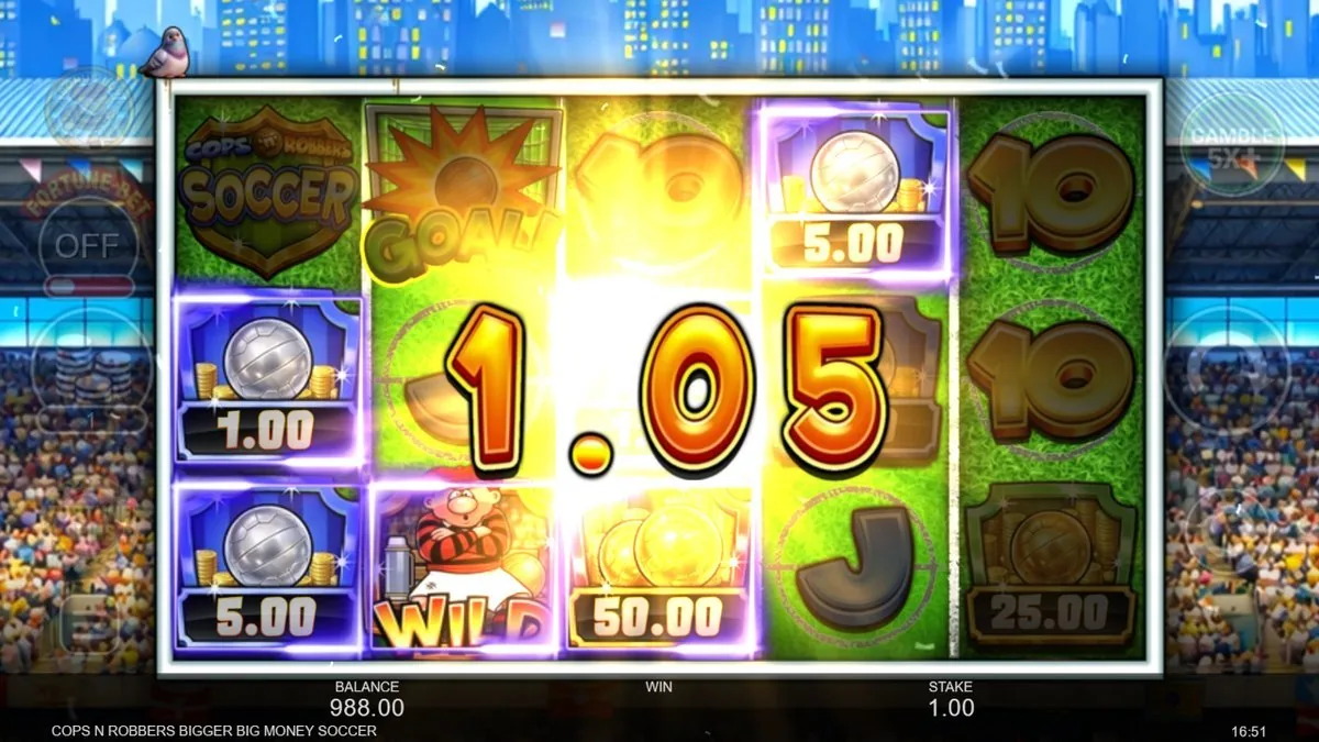 Cops 'n' Robbers Soccer: Gewinn von 1,05 Euro, GOAL!-Scatter, der Räuber als WILD und ein Ball-Symbol mit 50,00